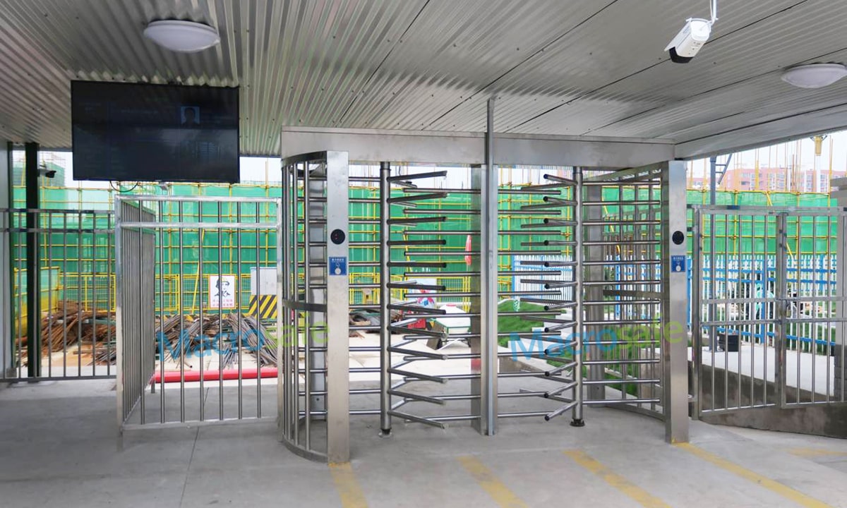 full height turnstile for construction site access control